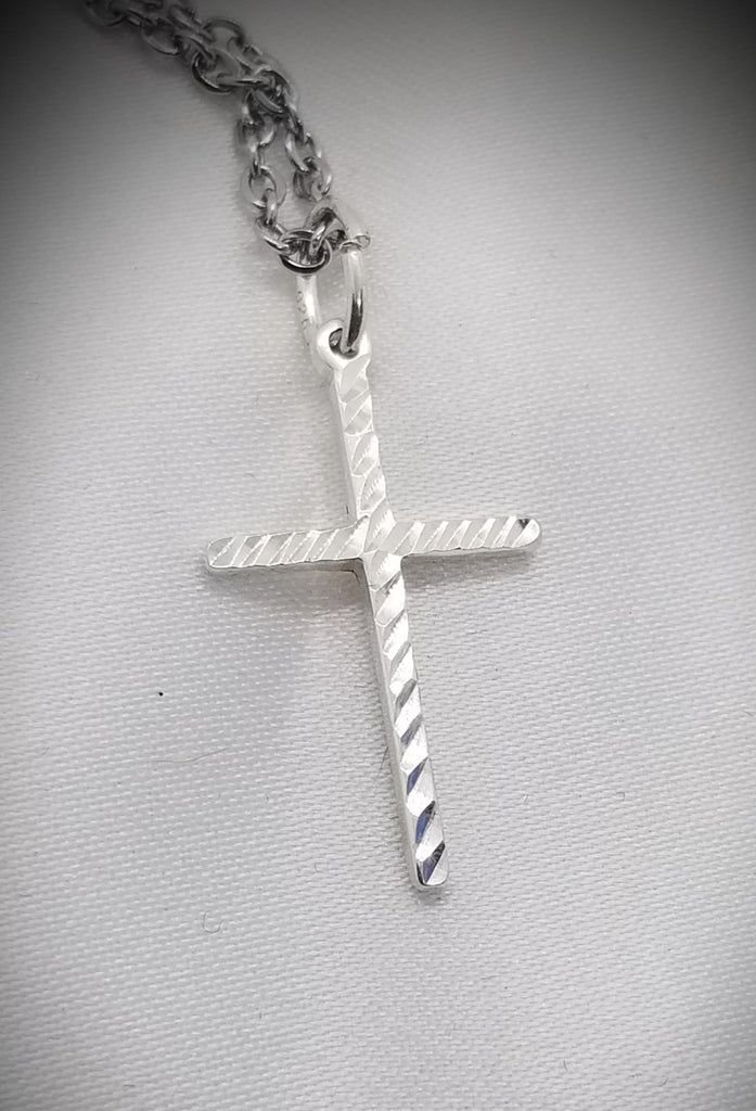 Cross necklace - Kpughdesigns