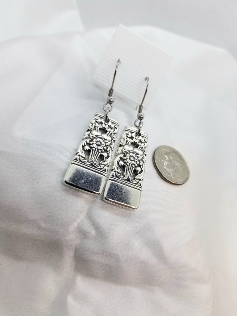 Spoon earrings, pierced, Coronation, upcycled, 1950s, vintage silverware - Kpughdesigns