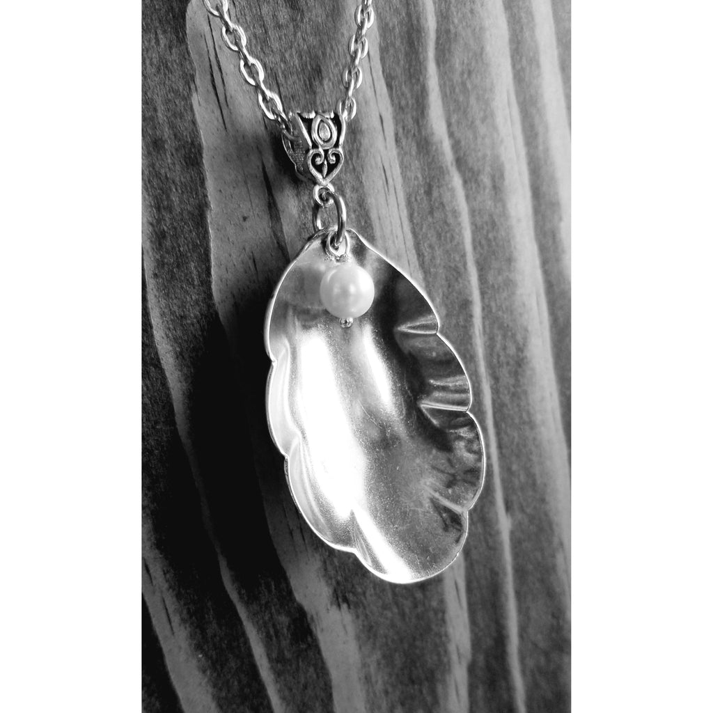 Shell pearl necklace. Beach jewelry, spoon pendant - Kpughdesigns