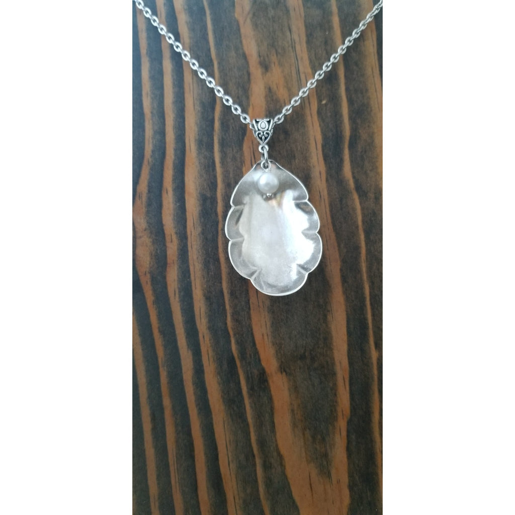 Shell pearl necklace. Beach jewelry, spoon pendant - Kpughdesigns