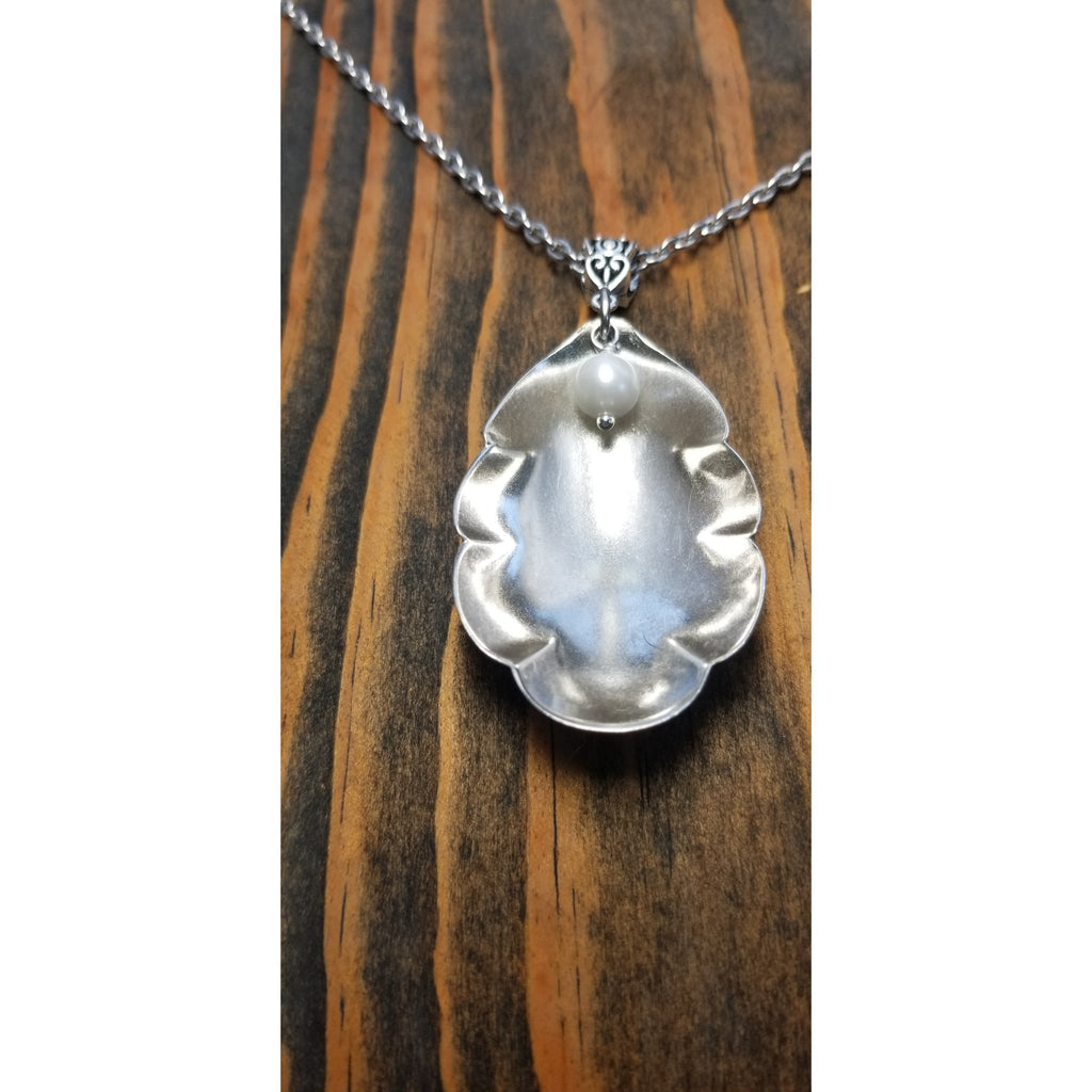 Shell pearl necklace. Beach jewelry, spoon pendant - Kpughdesigns