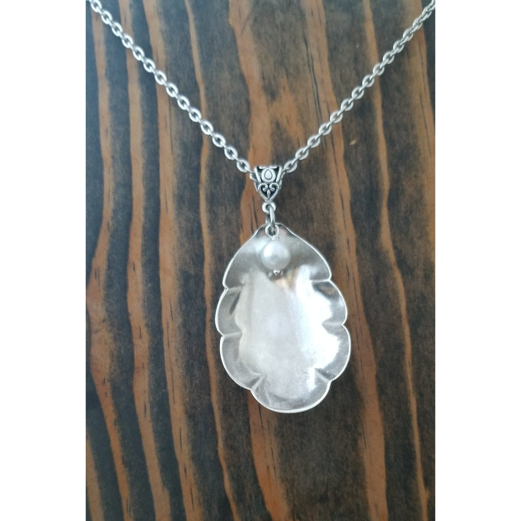 Shell pearl necklace. Beach jewelry, spoon pendant - Kpughdesigns