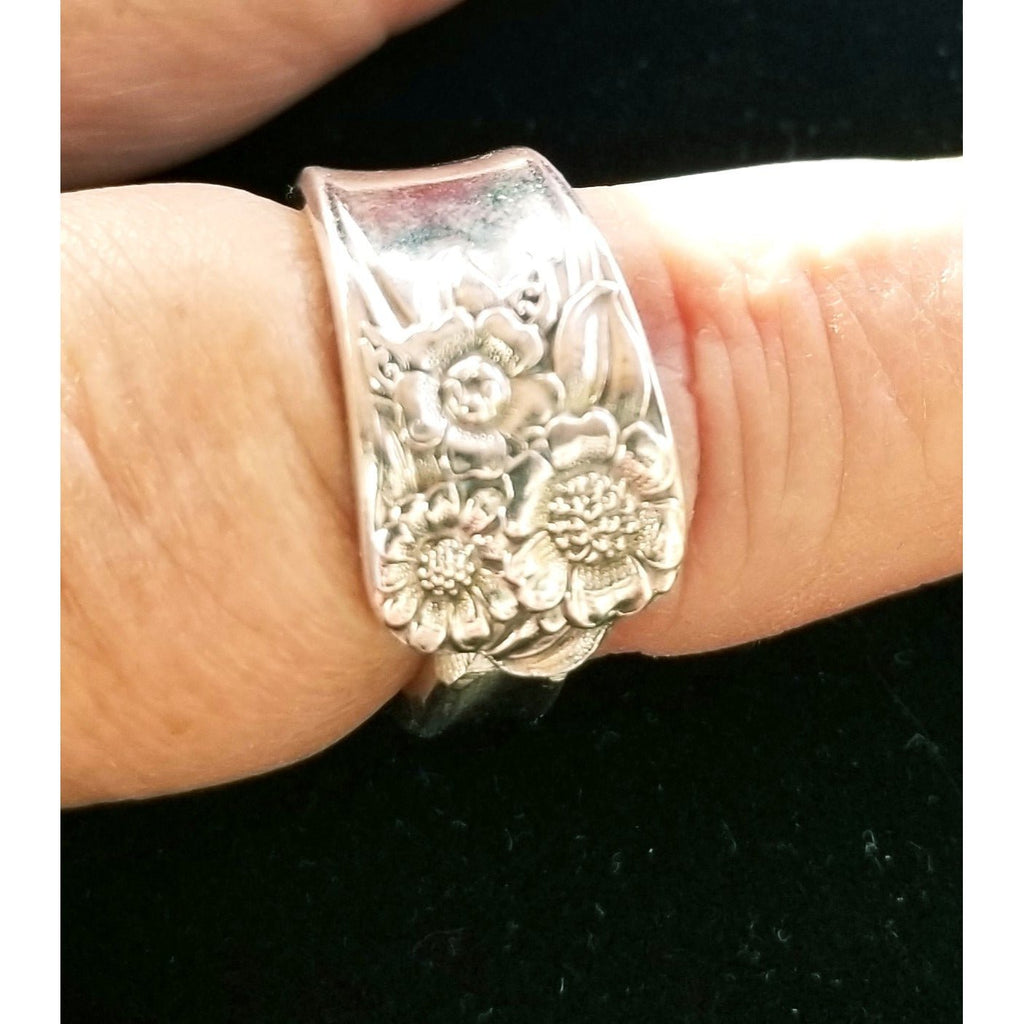 Spoon ring, April silverware, sunflowers, vintage, upcycled floral - Kpughdesigns