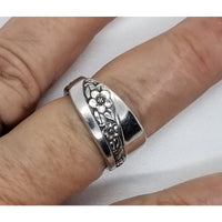 Spoon ring, Starlight pattern - Kpughdesigns