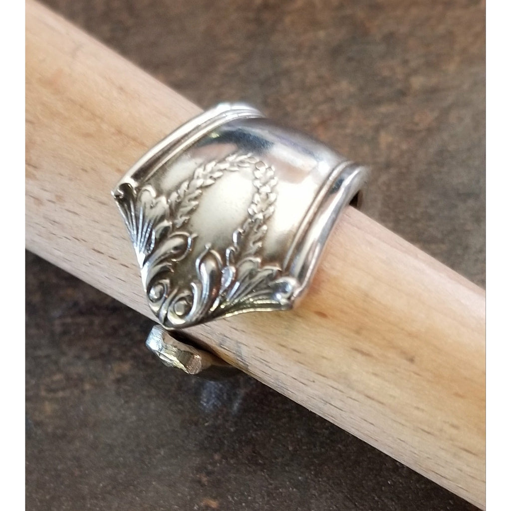 Spoon ring, vintage, size 5 - 7, silver, floral - Kpughdesigns