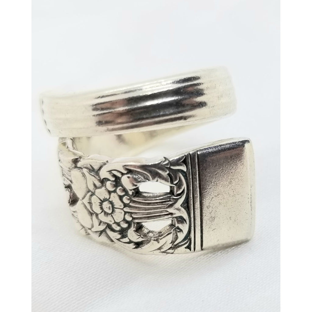 Wrap spoon ring, coronation pattern - Kpughdesigns